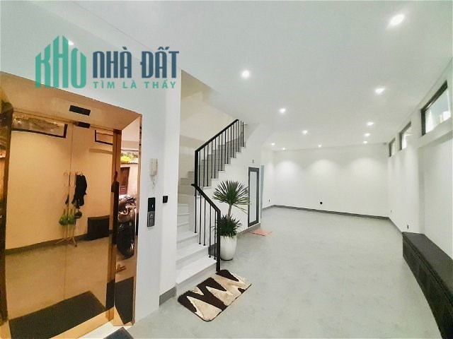 Bán nhà Lạc Long Quân–thang máy- kinh doanh – oto tránh –72m X 7 tầng 14.2 TỶ