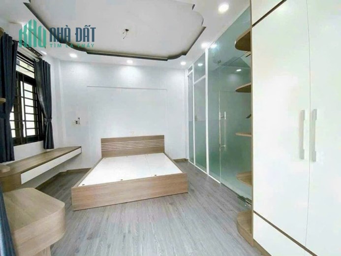 Nhà Lê Đức Thọ, 5m x 14m, 4 tầng, hẻm 5m thông chỉ 6.25 tỷ