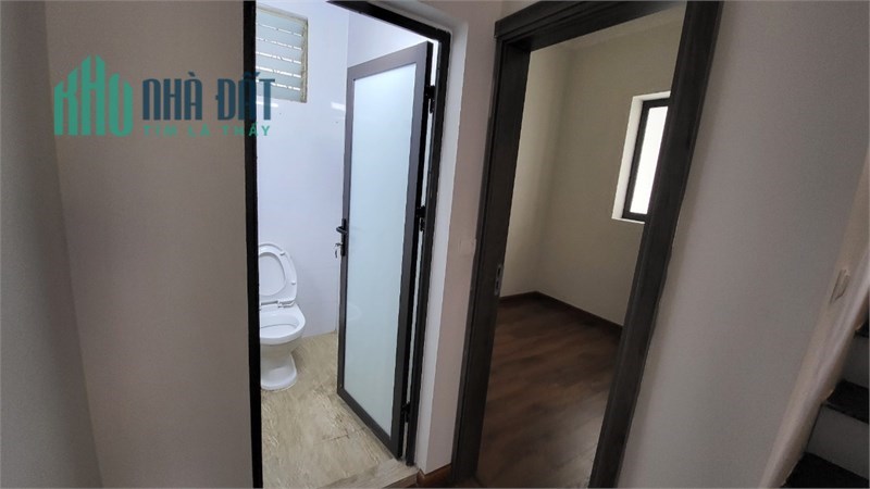 Bán lô góc mặt phố Thái Thịnh, DTSD 40m2 x 5T, MT4,5 m. Mặt bằng kinh doanh giá trị  cao