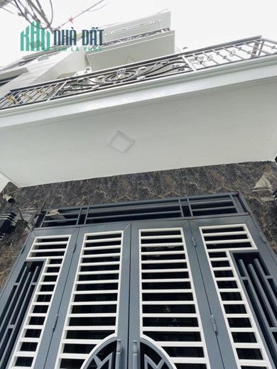 Cần bán nhanh nhà 34m x 5 tầng Văn Quán Hà Đông, ô tô, lô góc. 6,3 tỷ