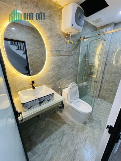 Cần bán nhanh nhà 34m x 5 tầng Văn Quán Hà Đông, ô tô, lô góc. 6,3 tỷ