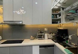 Bán nhà đường Ba Tháng Hai, phường 14, quận 10, 30m2, 4 tầng, ngang 5, 7 tỷ 4