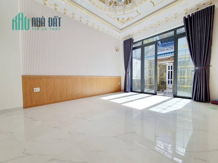 Căn nhà 4PN, 3 lầu, mới xây, Hiệp Bình Chánh, Thủ Đức - hẻm  ô tô - 4,2 x 18,5