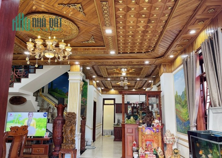 "Cần tiền kinh doanh bán rẻ gấp căn nhà siêu đẹp Ngô Chân Lưu, Hòa Minh