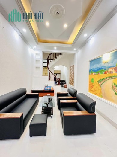 Dừng Lại! Mặt Phố Cù Chính Lan,33m²,4 Tầng,3.5m,Kinh Doanh Đỉnh,7.8Tỷ.