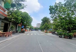 LÔ GÓC DT 150 M phân lô đô thị đường trước nhà 19 m giá nhỉnh 3 tỷ 
kinh doanh buôn bán siêu đẳng