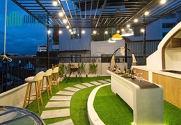 Nhà đẹp Lê Duẩn, trung tâm mua sắm sấm uất nhất Đà Nẵng.