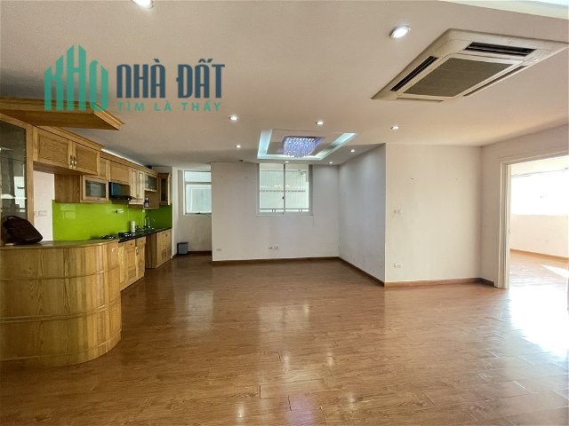 Cần bán 3PN chỉ với 4.4 tỷ, DT 160m2 lô góc view thoáng sổ đỏ CC lâu dài