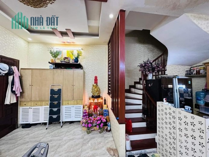 NHÀ ĐẸP 6 TẦNG DT:45M2 MT:5.5M 4 NGỦ GIÁ 5.35 TỶ - VỊ TRÍ ĐẸP - NGÕ BA GÁC - PHỐ HOÀNG HOA THÁM