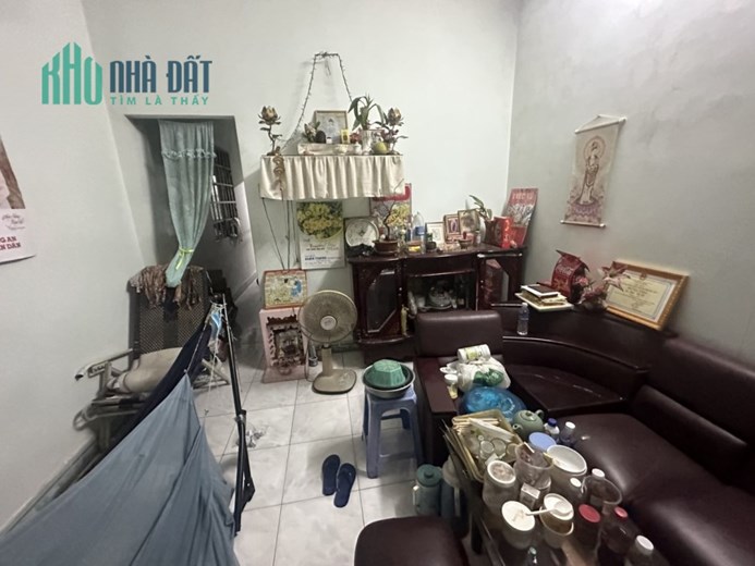 bán nhà giá hạt dẻ ngay trung tâm thủ đức - Chương Dương 42m nhà C4 3.5 x 12 giá 2.95 tỷ Linh Chiểu