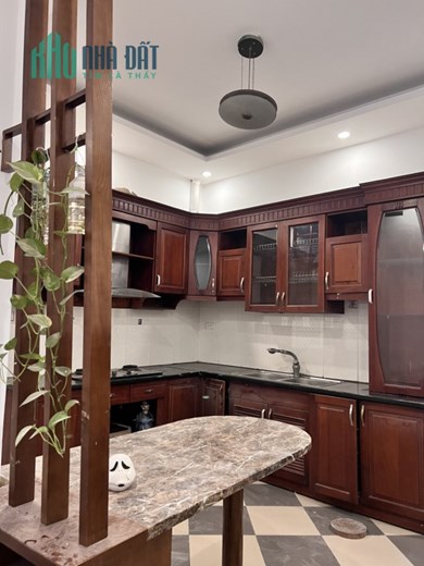NHÀ NGUYỄN VĂN SÁT PHỐ HỒNG TIẾN  - NGÕ Ô TÔ, Ô TÔ VÀO NHÀ - CÁCH ĐƯỜNG HỒNG TIẾN CHỈ - VỊ TRÍ ĐẮC