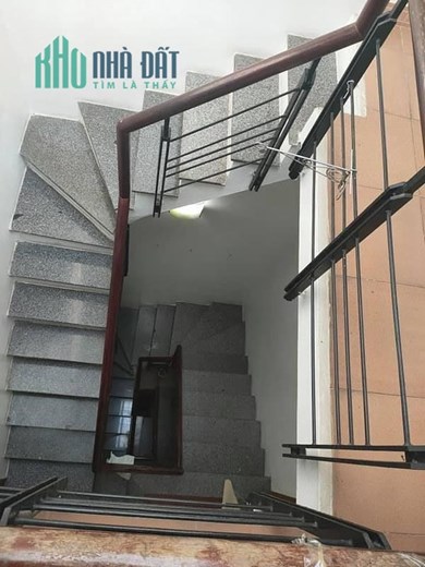 Bán nhà Xuân Tảo: 32x 5 tầng, ngõ nông, Ở ngay- Giá 3,18 tỷ