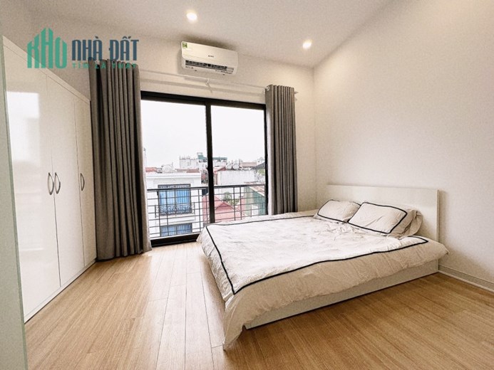 Trần Thái Tông, ban công, cửa sổ, thang máy, 25m2, 4tr1 có fix