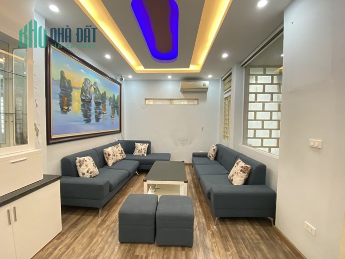 BÁN GẤP NHÀ QUẬN HAI BÀ TRƯNG – OTO TRÁNH – SỔ RIÊNG – 40M2 X 5 TẦNG X 4.5 TỶ