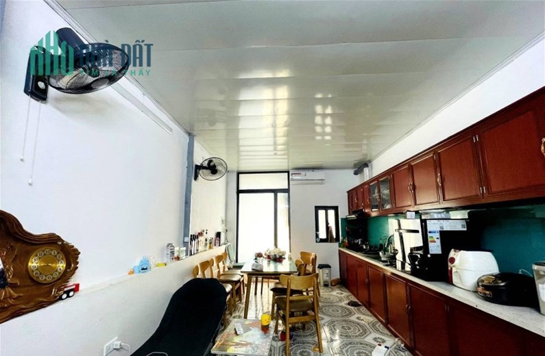 Bán Nhà Mặt Phố Hoàng Quốc Việt Quận Cầu Giấy. 63m Xây 6 Tầng Nhỉnh 28 Tỷ. Cam Kết Ảnh Thật Mô Tả