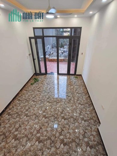 Bán nhà 5 tầng ở di trạch, view đường vành đai 3.5, gần đường ô tô, giá nhỉnh 2.9x tỷ