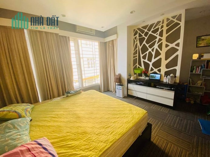HÀO NAM - mặt phố, thang máy 93 m x 7 tầng, MT 6 m, giá 40.5 tỷ.