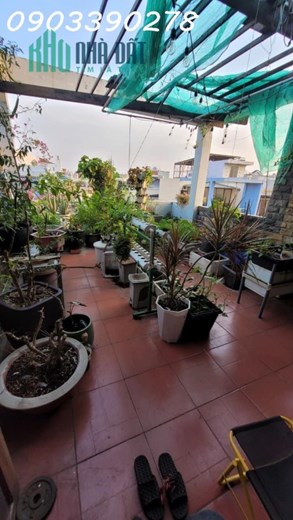 GẤP BÁN NHÀ-TÂN BÌNH - LẠC LONG QUÂN - HẺM 8M THÔNG 4x15m2- 4 Tầng