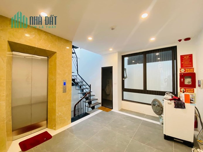 HOA HẬU PHỐ QUAN NHÂN, THANH XUÂN HIẾM CÓ KHÓ TÌM, TOÀ VĂN PHÒNG VIP + CAFE SÂN THƯỢNG 105m2 chỉ