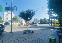 CẦN BÁN MẶT PHỐ VIẾT HƯNG - NGAY NGÃ BA - ĐỐI DIỆN CÔNG VIÊN - KINH DOANH SẦM UẤT NGÀY ĐÊM