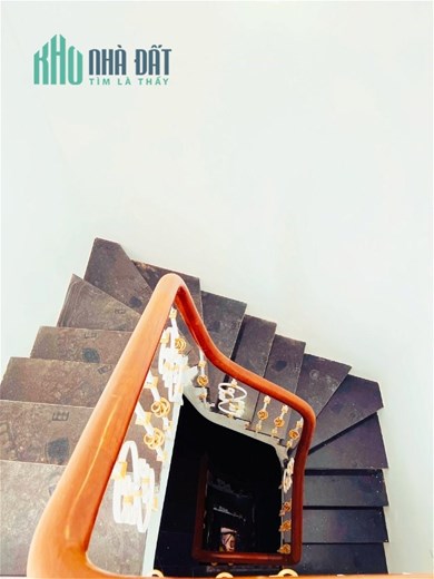 BÁN NHÀ 100M2, MẶT NGÕ NGỌC LÂM, MẶT TIỀN 6M, SỔ ĐẸP 5P SANG PHỐ.