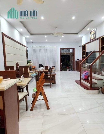 Bán nhà  Gần Trường Tiểu Học Thụy Phương, 10m ô tô tránh. 6 Tầng 3.6 Tỷ,
Bắc Từ Liêm 0965283789