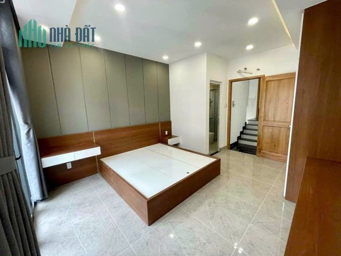 Định Cư Úc Bán Gấp Nhà Mặt Tiền Hoàng Văn Thụ, Víp Tân Bình, 81m2, 3 Tầng Mới, Nhỉnh 18 Tỷ TL.