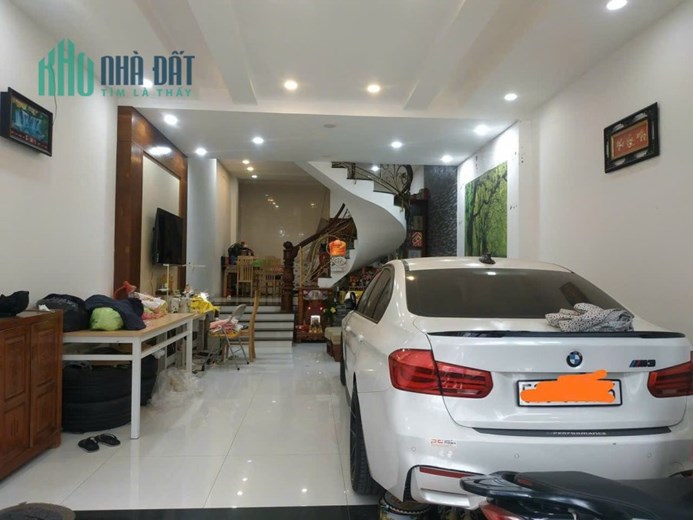 Định Cư Úc Bán Gấp Nhà Mặt Tiền Hoàng Văn Thụ, Víp Tân Bình, 81m2, 3 Tầng Mới, Nhỉnh 18 Tỷ TL.