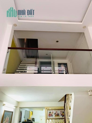 Bán Nhà Lý Thái Tổ, Quận 10, Ngay BV Nhi Đồng 1, 3 Tầng Mới ở ngay
