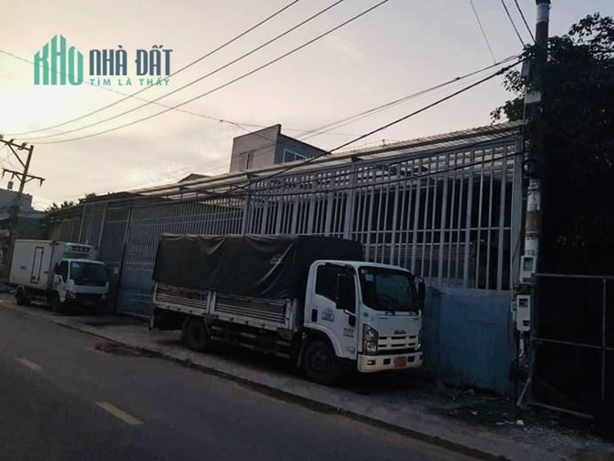 Cần bán nhà xưởng 480m2 sát Mặt tiền Lê Thị Riêng , Thới An , Q12 , giá đầu tư
