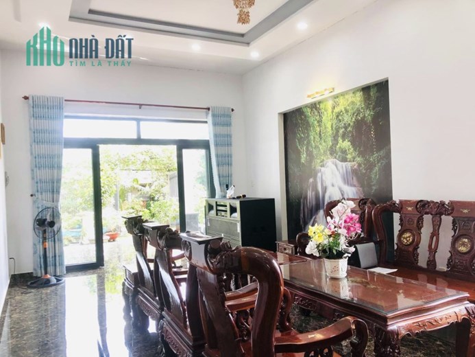 Cần bán biệt thự 420m2 sân vườn mái thái cực đẹp Nhị Bình , Hóc Môn , giá siêu rẻ 
