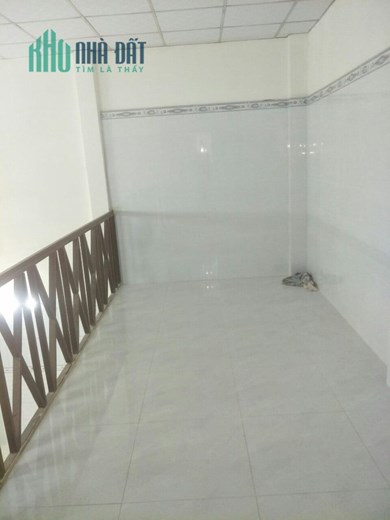 Cho thuê nhà nguyên căn 36m đất - HXT - trệt lửng 90 m DTS Đường 8  Linh Xuân