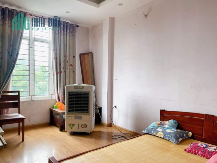 BÁN GẤP nhà mặt phố Trần Cung- 65m x 4T- vỉa hè 5m- ô tô tránh- nhỉnh 12 tỷ.