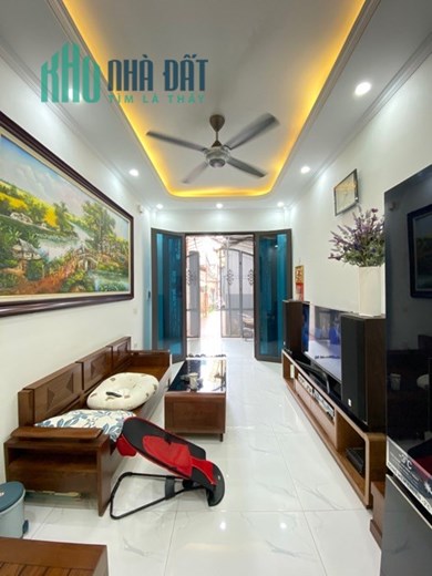 Bán nhà Nam Dư, Hoàng Mai, cách ô tô tránh 50m, gần phố, gần chợ 2 tỷ 880