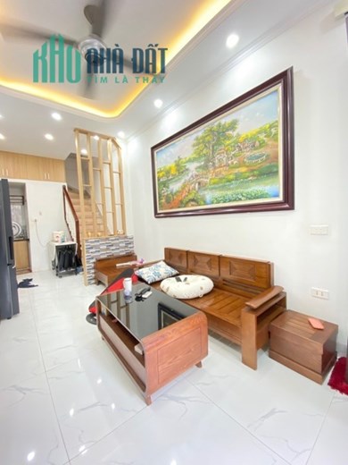 Bán nhà Nam Dư, Hoàng Mai, cách ô tô tránh 50m, gần phố, gần chợ 2 tỷ 880