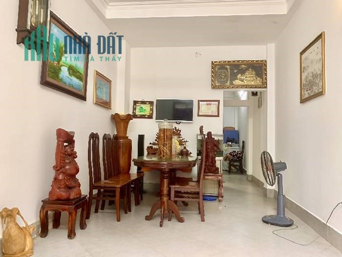Bán nhà Nam Dư, Hoàng Mai, ô tô qua nhà, nhà dân xây, thoáng mát 40 m2, 3 tỷ 600
