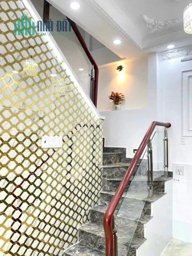 BÁN GẤP NHÀ HXH HUỲNH TẤN PHÁT, 50M2, 3 TẦNG CHỈ 2 TỶ NHỈNH
