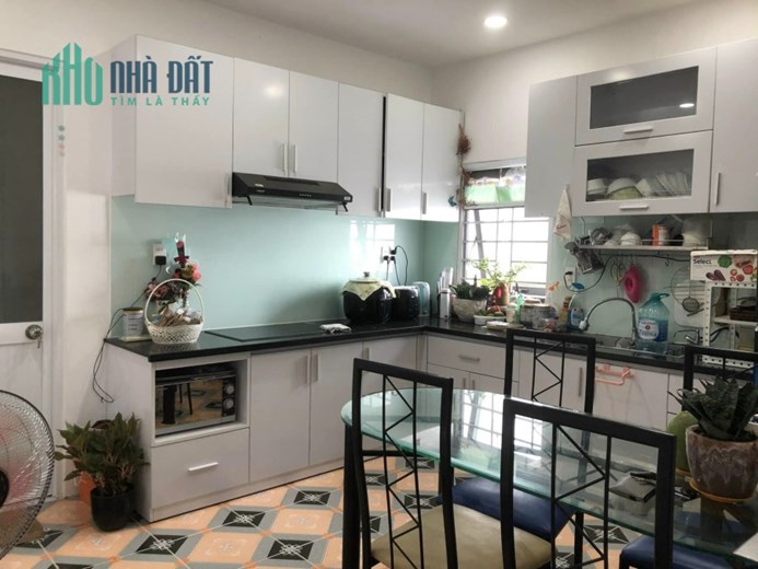 CHO THUÊ NHÀ NGUYÊN CĂN TRUNG TÂM MẶT TIỀN ĐƯỜNG BÌNH QUỚI, PHƯỜNG 28, BÌNH THẠNH