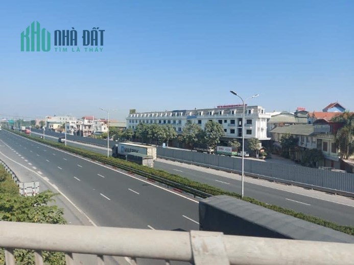 Bán nhà liền kề 5 tầng chợ Liên Phương trung tâm Thường Tín.