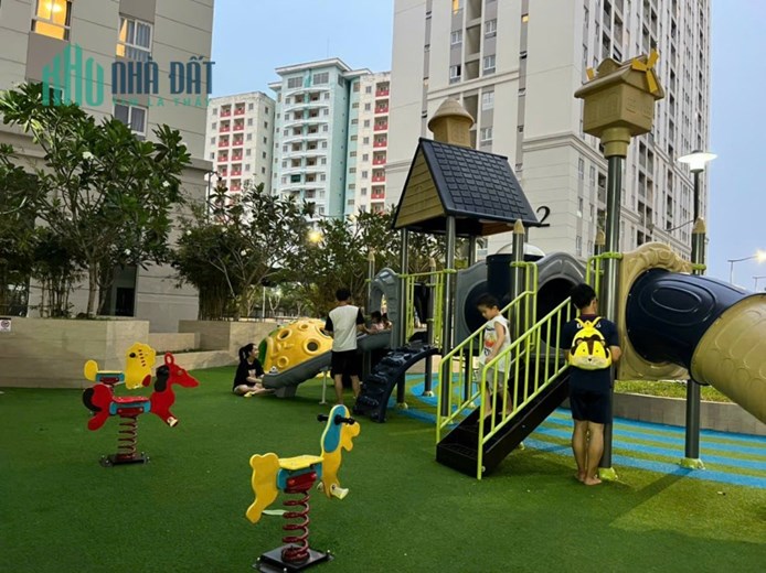 Bán Chung cư IMPERIAL PLACE GIÁ RẺ - ĐẦY ĐỦ TIỆN ÍCH tại Bình Tân. Giá 1.6 tỷ. Thuê từ 6tr/th