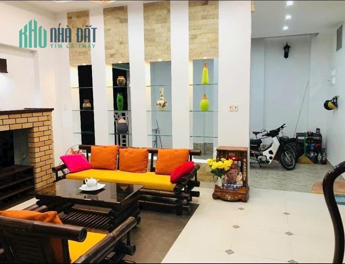 Bán gấp căn nhà đường Nguyễn Thị Minh Khai trung tâm TP vũng  tàu giá tốt