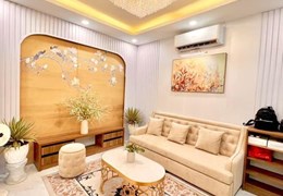 SIÊU MẪU NHÍ . Ở NGAY. KHÔNG DÍNH QUY HOẠCH   HXM TRẦN X SOẠN. P TÂN HƯNG. Q7. NHỈNH 2 tỷ