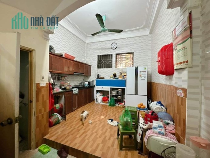 Nhà Võng Thị Tây Hồ 43m 5 Tầng 4.3 tỷ Nhà đẹp gần hồ Tây
