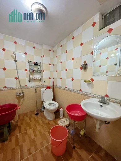 Nhà Võng Thị Tây Hồ 43m 5 Tầng 4.3 tỷ Nhà đẹp gần hồ Tây