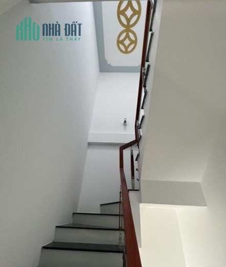 Nhà Phạm Văn Chiêu,4.2 m x 14m, 4 tầng, hẻm 5m thông chỉ 6.1 tỷ