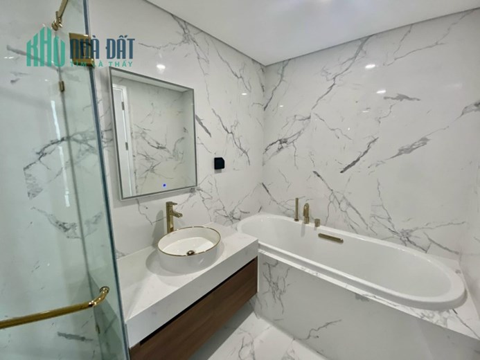 BÁN NHÀ MẶT PHỐ NGHĨA TÂN CẦU GIẤY - Ô TÔ TRÁNH - KINH DOANH ĐỈNH - 77M2 GIÁ CHÀO 31 TỶ.