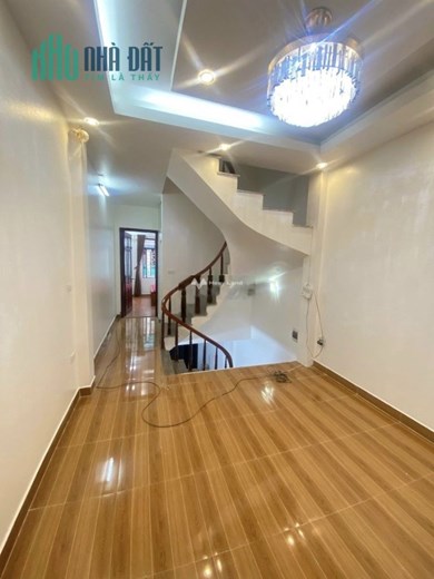 Bán nhà 4 tầng Trung tâm huyện Thanh Trì đầy đủ tiện nghi.