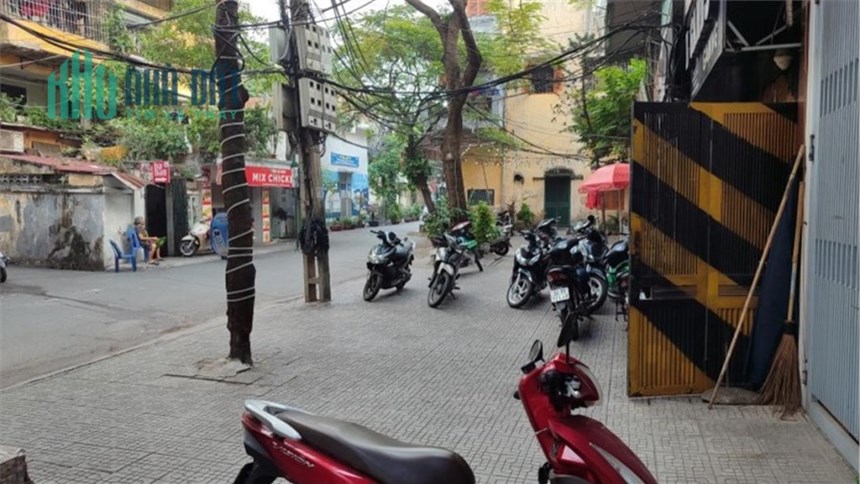 Cho Thuê Nhà Riêng  mặt ngõ ô tô tránh phố Tạ Quang Bửu