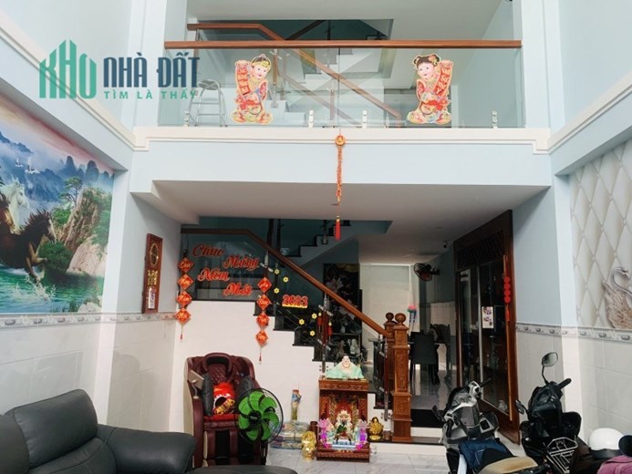 Bán Nhà Ung Văn Khiêm Bình Thạnh. DT: 64m2. LH: 0932155399.