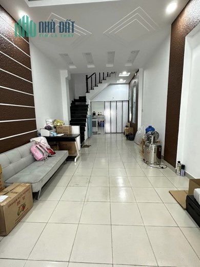 Bán nhà HXH 10 đường Thành Công - Luỹ Bán Bích, DT: 4x20m, 3 Tầng - 4PN, 8.5 tỷ.